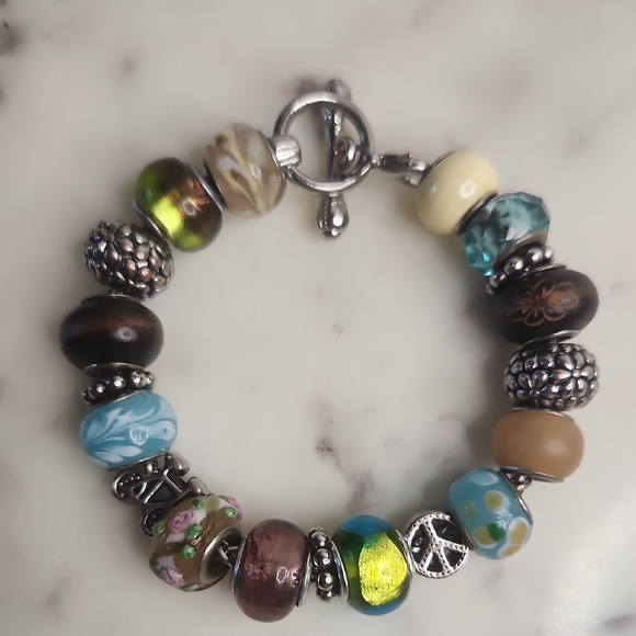 Cousin Stevie Large Hole Beaded Bracelet KIT DIY Jewerly Making Activity - Picture 1 of 4